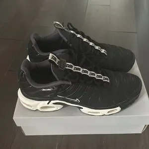 Nike | Shoes | Nike Air Max Plus Se Tn Tuned Pull Tab | Poshmark display picture 1